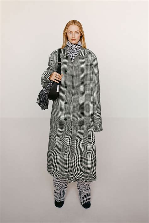 burberry womenswear